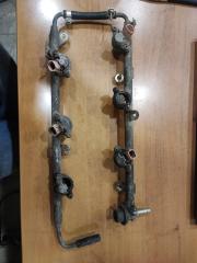 Рампа топливная с форсунками Nissan Maxima