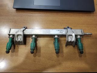 Рампа топливная с форсунками Mazda 3 BK