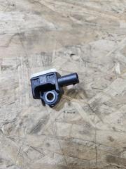 Запчасть датчик удара Audi S8 2014