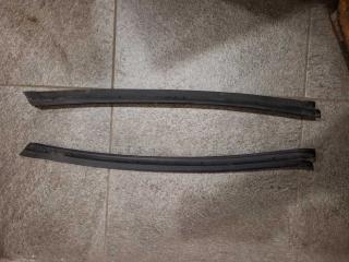 Запчасть уплотнитель двери Exeed RX 2023