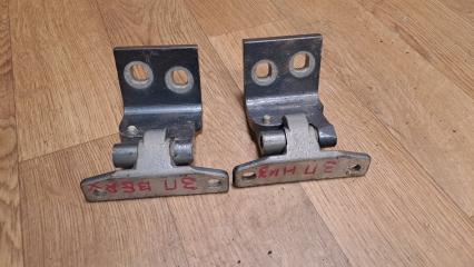 Запчасть петля двери задняя правая Hummer H3