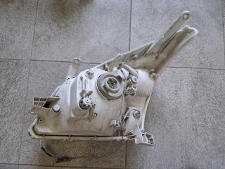 Правая фара Land Cruiser Prado 2004 120 1KZ-TE Правая фара Land Cruiser Prado 2004 120 1KZ-TE