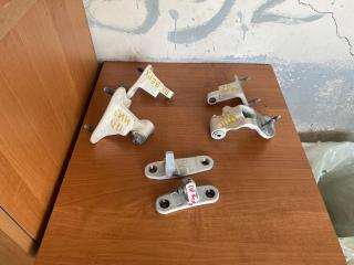 Фото запчасти петля двери Mercedes-Benz GLS 2021 Б/У запчасть Запчасть петля двери Mercedes-Benz GLS 2021