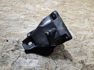 Кронштейн двигателя правый Land Rover Defender 2022