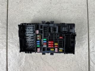 Фото запчасти блок предохранителей правый Cadillac Escalade 2016 Б/У запчасть Запчасть блок предохранителей правый Cadillac Escalade 2016