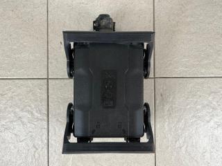 Фото запчасти блок предохранителей Cadillac Escalade 2016 Б/У запчасть Запчасть блок предохранителей Cadillac Escalade 2016