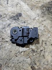 Запчасть сервопривод заслонок печки Land Rover Defender 2022