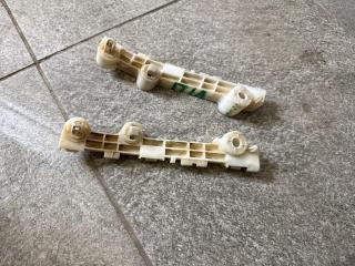 Запчасть кронштейн бампера Mitsubishi L200