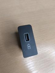 Запчасть usb разъем Geely Tugella 2022