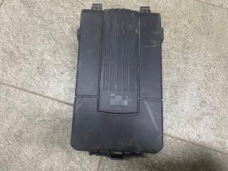 Запчасть крышка аккумулятора Skoda Superb 2015