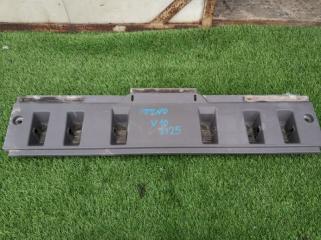 Запчасть пол багажника задний NISSAN TINO