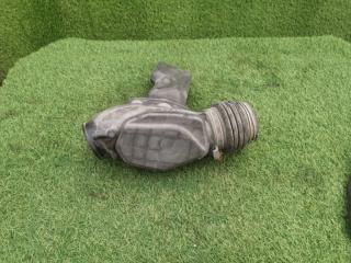 Запчасть патрубок воздушного фильтра NISSAN SKYLINE