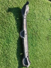 Запчасть защита крыла передняя левая TOYOTA CROWN