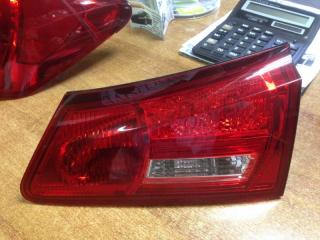 Фонарь вставка багажника задний правый Lexus IS250 2006-2008