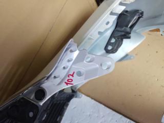Бампер передний GS250 2013 GRL10 2GR-FSE Бампер передний GS250 2013 GRL10 2GR-FSE