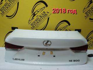 Запчасть крышка багажника задняя Lexus is200tIS250 2017