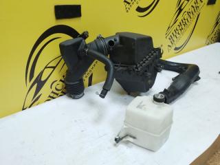 Корпус воздушного фильтра Lexus NX300H AYZ10