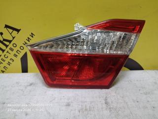 Фонарь вставка багажника задний правый Toyota Camry 2012