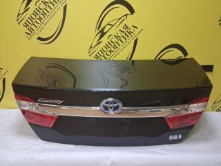 Запчасть крышка багажника задняя Toyota Camry 2014