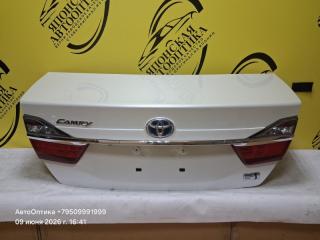 Крышка багажника задняя Toyota Camry 2017