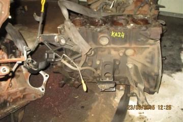 Блок цилиндров NISSAN LARGO NW30 KA24DE 699897W 1 ракурс