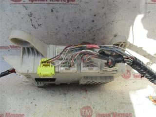 Блок предохранителей TOYOTA CELSIOR UCF31 3UZFE 82730-50090 2 ракурс