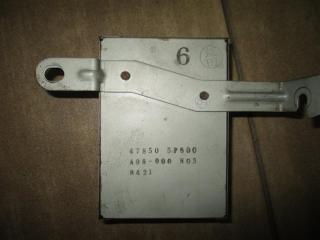 Блок управления abs NISSAN GLORIA MY34 VQ25DD 47850 5P600 3 ракурс
