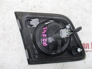 Вставка между стопов правая MAZDA AXELA BK5P P27-75 2 ракурс