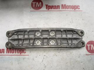Балка под кпп TOYOTA PROGRES JCG10 1JZGE 2 ракурс