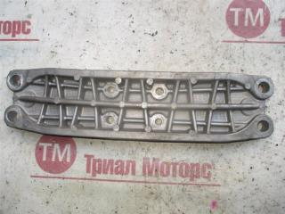 Балка под кпп TOYOTA PROGRES JCG10 1JZGE 3 ракурс