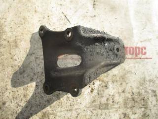 Кронштейн опоры двигателя левый MAZDA MPV LVLR WLT 3 ракурс