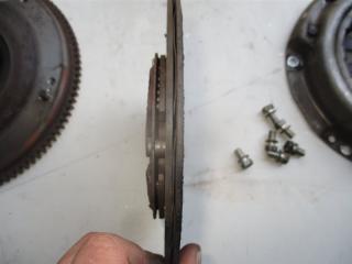 Маховик SUZUKI SWIFT ZC11S M13A 3 ракурс