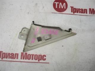 Уголок крыла правый передний NISSAN ELGRAND ME51 2 ракурс