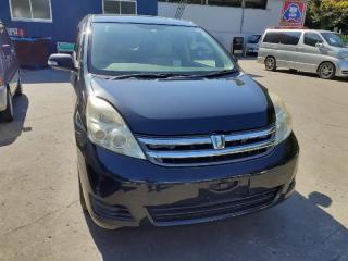 Фара правая TOYOTA ISIS ZNM10 44-68 1 ракурс