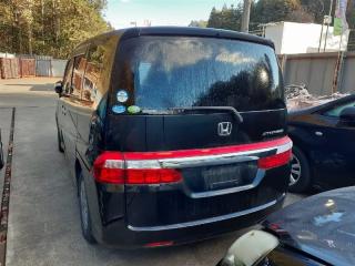Вставка между стопов HONDA Stepwgn RG1 80-28 1 ракурс