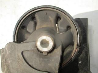 Подушка акпп NISSAN AD VHNY11 QG18DE 4WD 3 ракурс