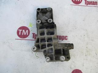Крепление компрессора кондиционера MITSUBISHI OUTLANDER CW5W 4B12 2 ракурс