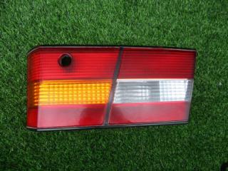 Вставка между стопов правая TOYOTA WINDOM MCV21 33-25 1 ракурс