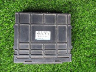Блок управления efi MITSUBISHI LEGNUM EC5W 6A13 MR367177 2 ракурс