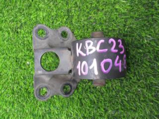 Подушка акпп NISSAN SERENA KBC23 SR20DE 5 ракурс Подушка акпп NISSAN SERENA KBC23 SR20DE 5 ракурс