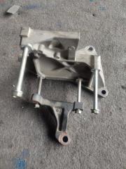 Крепление компрессора кондиционера SUBARU FORESTER SH5 EJ204 2 ракурс