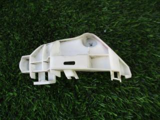 Крепление бампера заднее левое RACTIS NCP120