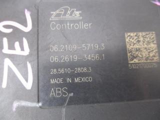 Блок abs HONDA INSIGHT ZE2 LDA 57110-TM8-A532-M1 2 ракурс