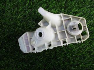 Крепление бампера переднее левое DAIHATSU MOVE контрактная Крепление бампера переднее левое DAIHATSU MOVE