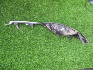 Ободок туманки правый передний TOYOTA NOAH ZRR80 52030-28150 2 ракурс