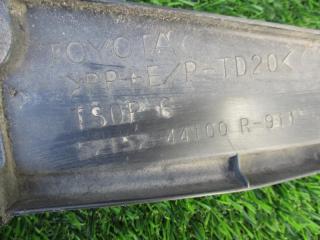 Подкрылок правый задний TOYOTA ISIS ZGM11 52152-44100 3 ракурс