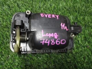 Ручка двери левая передняя SUZUKI EVERY DA64W 3 ракурс