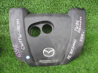 Пластиковая крышка на двс MAZDA PREMACY CWFFW PE-VPS 1 ракурс