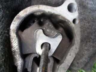 Подушка двигателя NISSAN TEANA L33 QR25DE 2 ракурс
