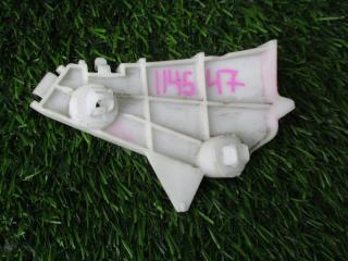 Крепление бампера заднее правое TOYOTA VOXY контрактная Крепление бампера заднее правое TOYOTA VOXY